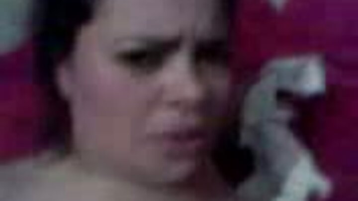 Üç nimfoman anal qrup seksində sperma edir