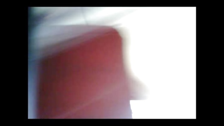XXX Gözəl bir MİLF porno çəkiliş üçün gəldi və ehtiras göstərdi