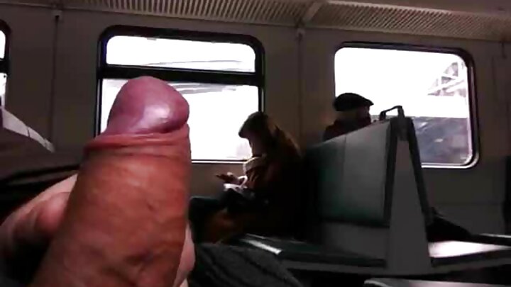Bir dəyyus həyat yoldaşının irqlərarası xəyanətini əks etdirən tammetrajlı porno film çəkdi.