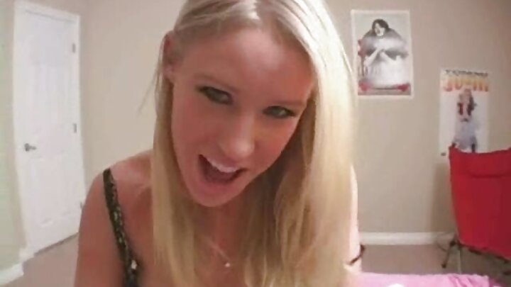 XXX Gizli agent Kira Noir anal sekslə mafiozu zərərsizləşdirir