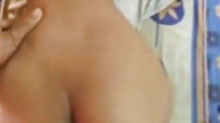 Rus sarışın həyatını yaxşılaşdırmaq üçün anal porno kastinqə gedir